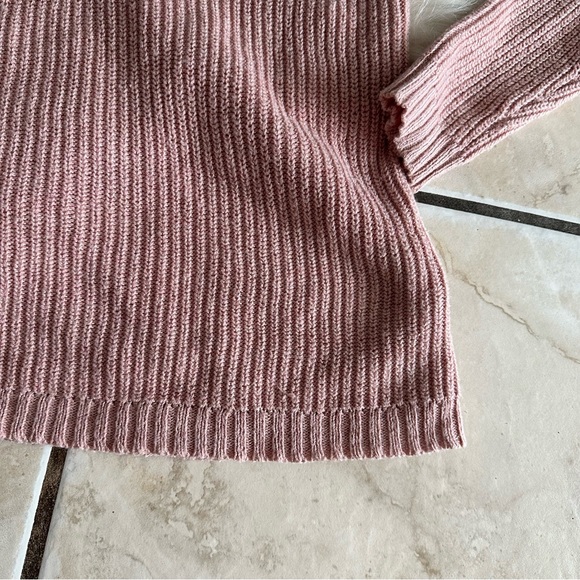 AE Faux Choker Sweater - Picture 2 of 6